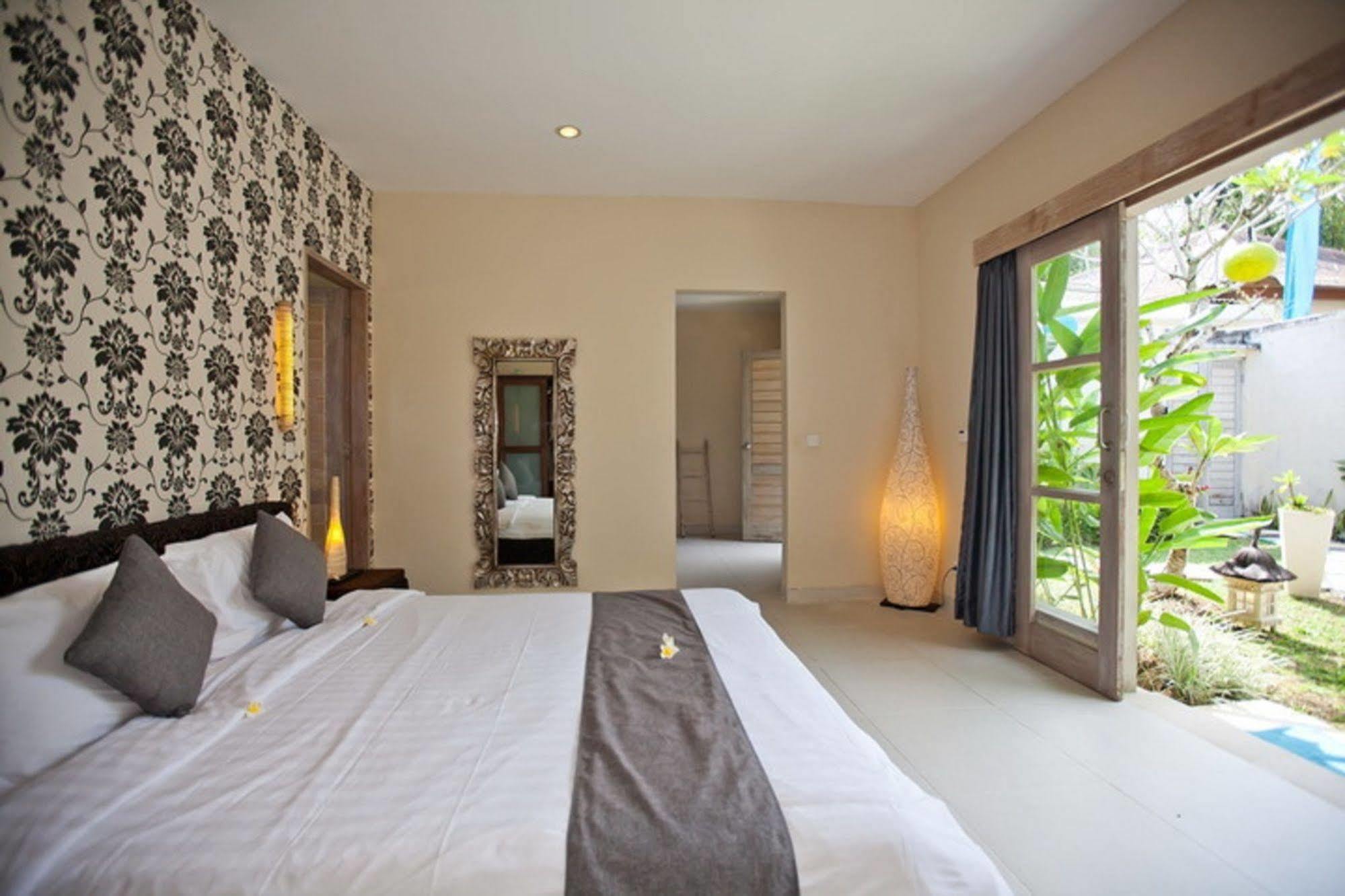 Enigma Bali Villas Kuta Lombok Exterior foto
